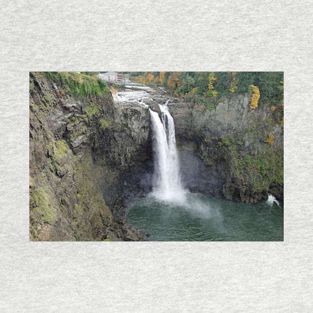 Snoqualmie Falls in Autumn by bobmeyers